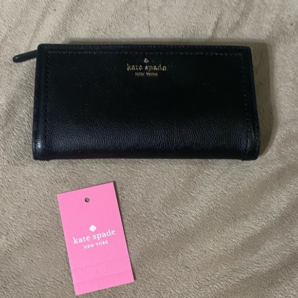kate spade Handbags - Kate Spade ♠️ black Pebbled Embosse Wallet
